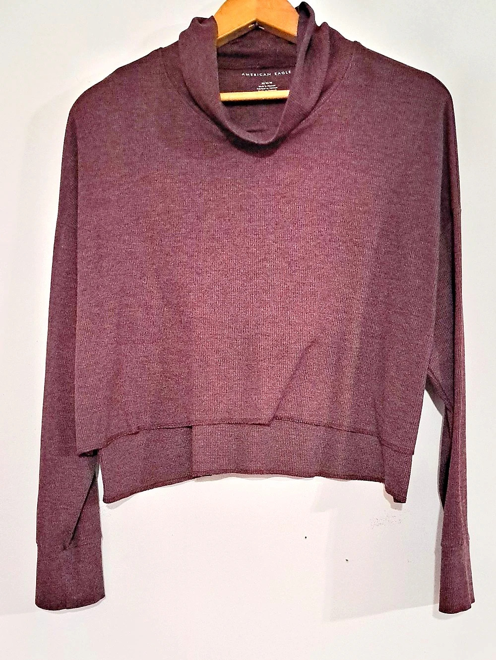 American Eagle Cowl Neck Cropped Sweater in Purple Size Medium